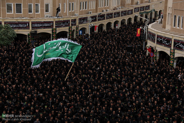 اجتماع عزاداران حسینی در شهرستان بم