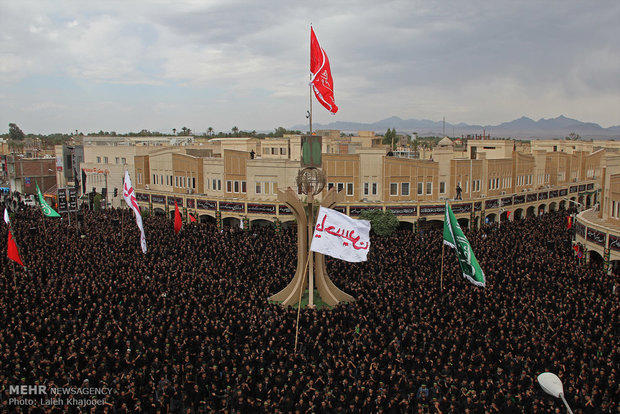 اجتماع عزاداران حسینی در شهرستان بم