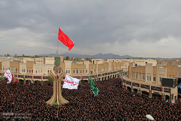 اجتماع عزاداران حسینی در شهرستان بم