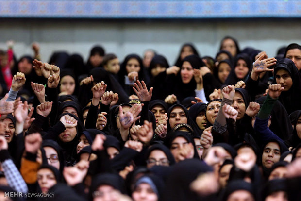 İslam inkılabı Rehber'inin huzurunda Aşura merasimi