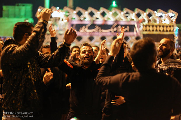 عزاداری شام غریبان حضرت اباعبدالله الحسین (ع)