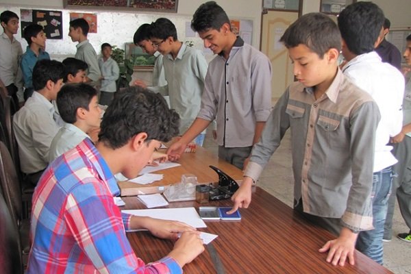 انتخابات شورای دانش آموزی در مدارس ملکان برگزار شد