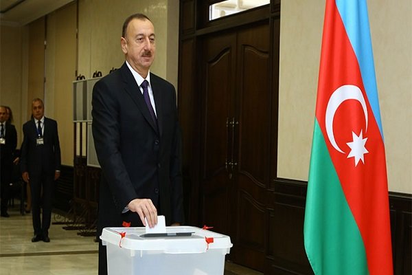 Azerbaycan'da Parlamento seçimleri yapılmakta Azerbaycan'da Parlamento seçimleri yapılmakta