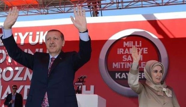 أردوغان استعاد أغلبيته لكن تركيا تضررت