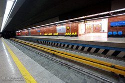 آغازپذيرش مسافر درخط مترو فرودگاه مهرآباد/فعالیت درساعات ۱۱ تا ۱۴