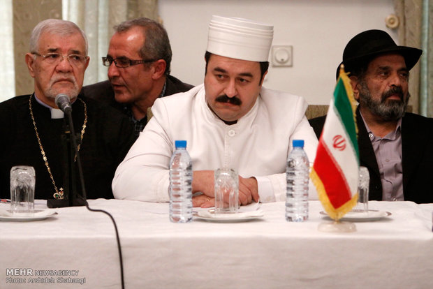 نشست بررسی حقوق اقلیت های دینی در جمهوری اسلامی ایران