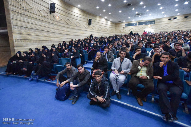 سخنرانی علی مطهری و حسن عباسی در دانشگاه شیراز