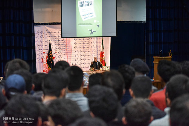سخنرانی علی مطهری و حسن عباسی در دانشگاه شیراز