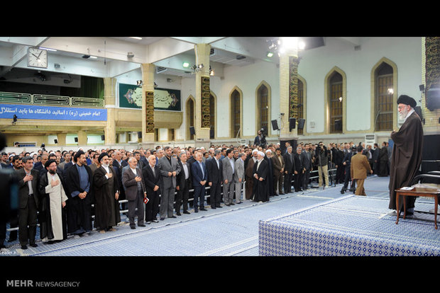 لقاء رؤساء الجامعات الايرانية مع قائد الثورة الاسلامية