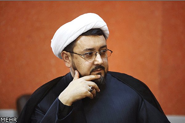 گفتمان امام خمینی (ره) باید در رفع مشکلات کشور استفاده شود
