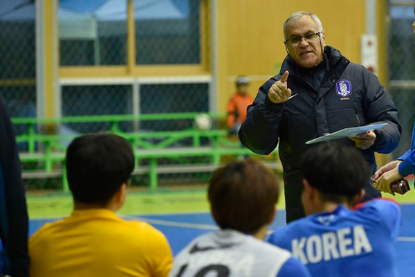 کمیته فوتسال مقصر بازیهای ضعیف تیم ملی است