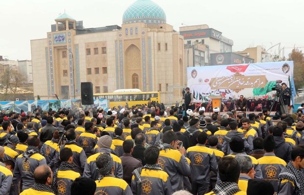 کاروان خادمان حسینی شهرداری مشهد عازم کربلا شد