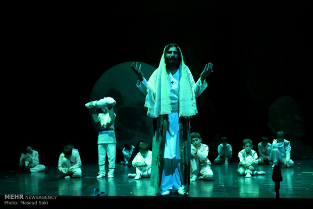 اجرای نمایش آیینی «نسیان» تا جمعه ۲۰ آذر تمدید شد