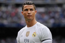 Cristiano Ronaldo koronavirüse yakalandı
