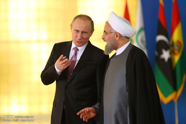 Rouhani meets world leaders in summit of GECF