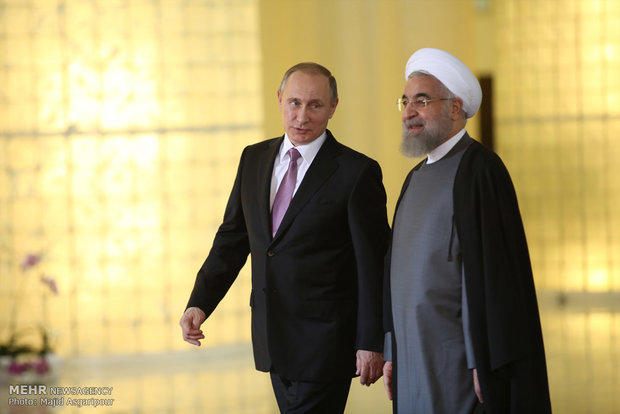 Rouhani meets world leaders in summit of GECF