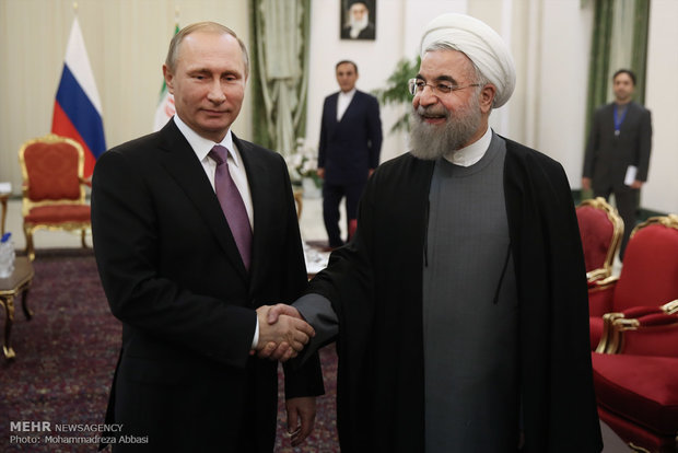 Putin, Rouhani meet in Tehran