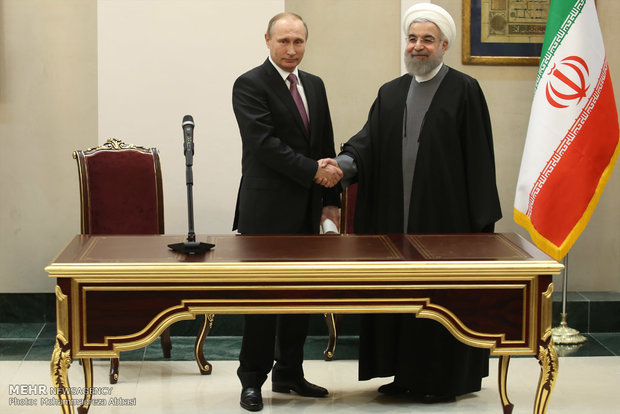طهران وموسكو توقعان على اتفاقية تعاون في مجال الوساطة المالية 