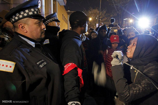 اعتراض به تبعیض نژادی پلیس در شیکاگو‎