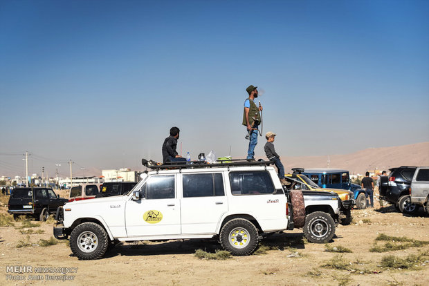 Off-road car rally in Shiraz