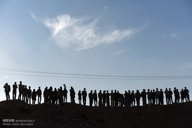 Off-road car rally in Shiraz