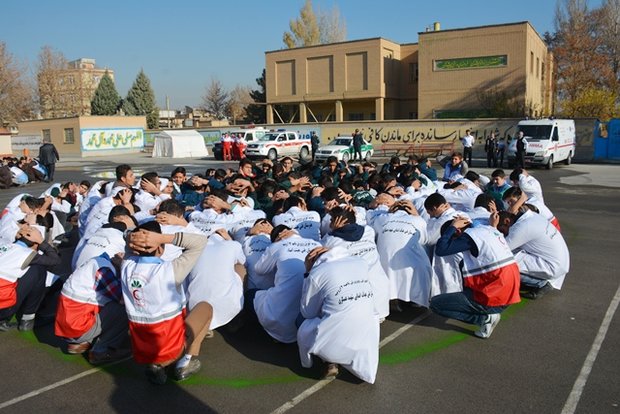 مانور سراسری زلزله در مدارس آذربایجان غربی برگزار شد