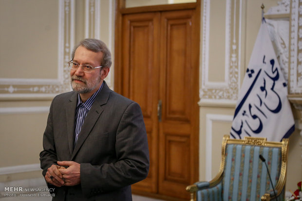 Larijani, Greek FM meet in Tehran