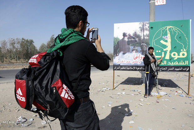 Massive march for Arbaeen Hosseini - 4