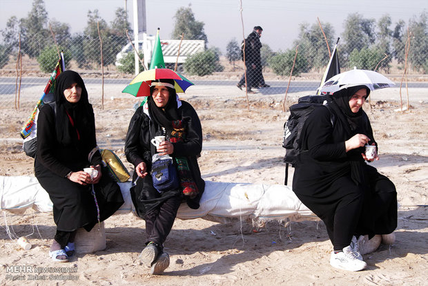 Massive march for Arbaeen Hosseini - 4