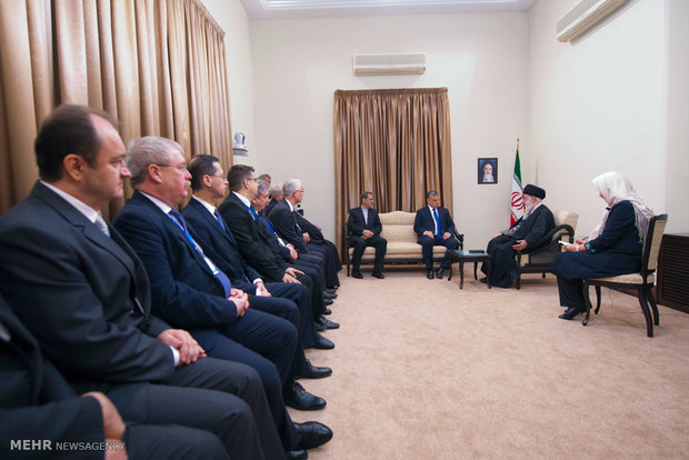 Leader receives Hungarian premier