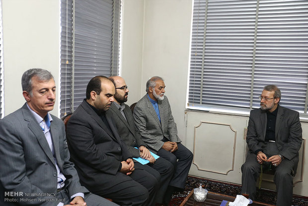 رئیس مجلس شورای اسلامی با هیات مدیره دانشگاه پیام نور استان قم 