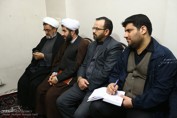 رئیس مجلس شورای اسلامی با هیات مدیره دانشگاه پیام نور استان قم 