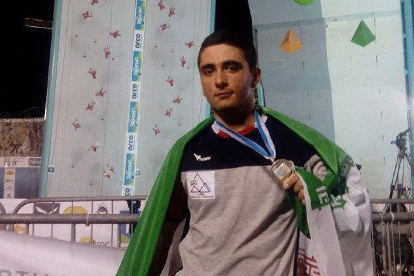 Iranian climber collects bronze medal in Asian Youth Champs.