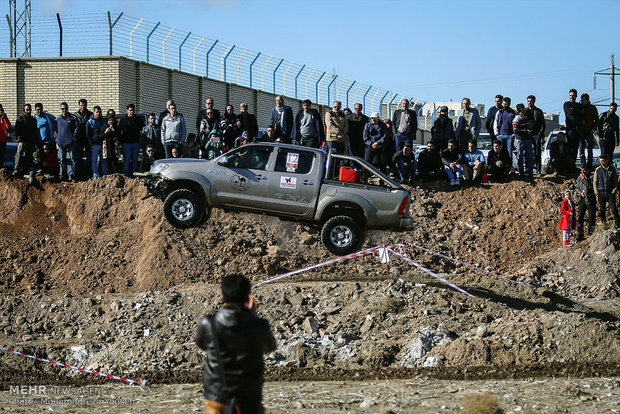 Off-road competitions in Qazvin