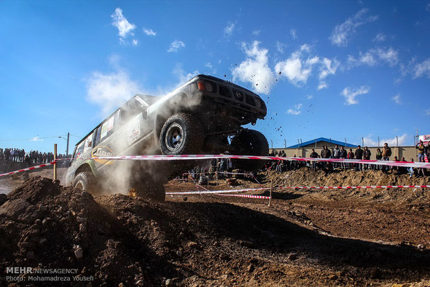 Off-road competitions in Qazvin