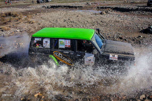 Off-road competitions in Qazvin