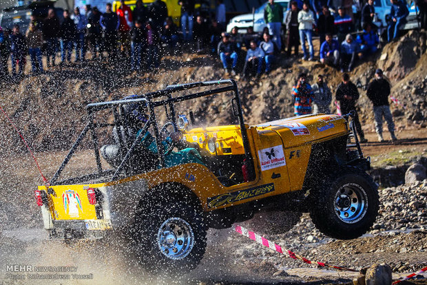 Off-road competitions in Qazvin