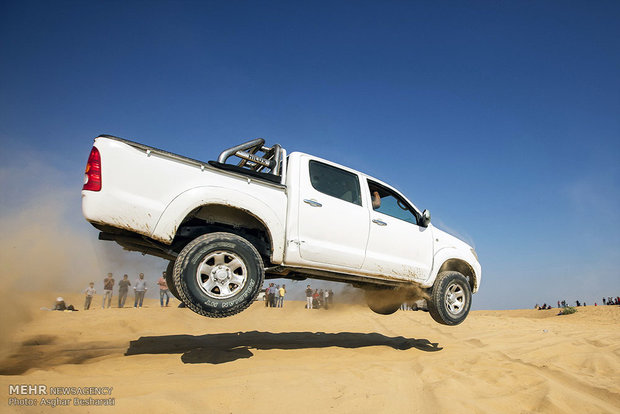 Auto racing in Qeshm