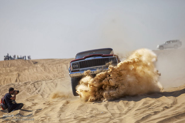 Auto racing in Qeshm