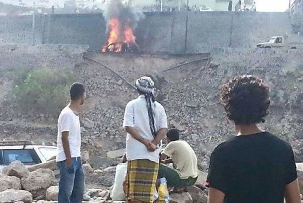 مقتل 10 أشخاص بتفجير داخل معسكر قرب عدن