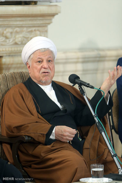 دیدار جمعی از اعضای شورای مرکزی حزب مردمی اصلاحات ایران اسلامی با آیت الله هاشمی رفسنجانی