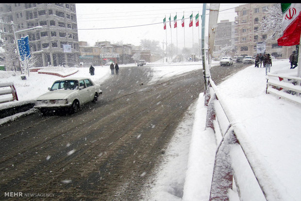 بارش برف در سقز