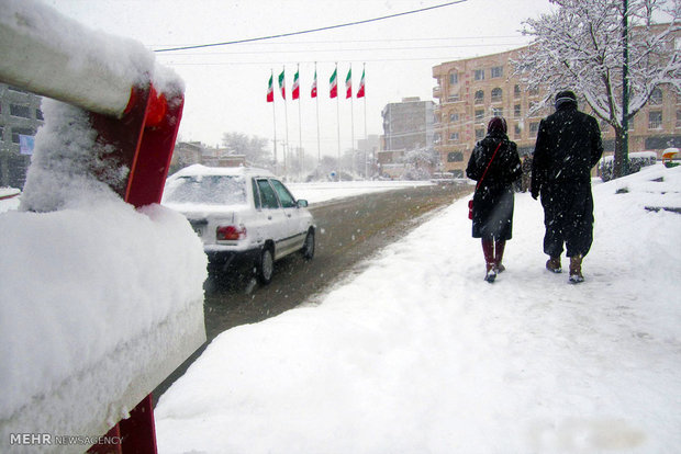 بارش برف در سقز