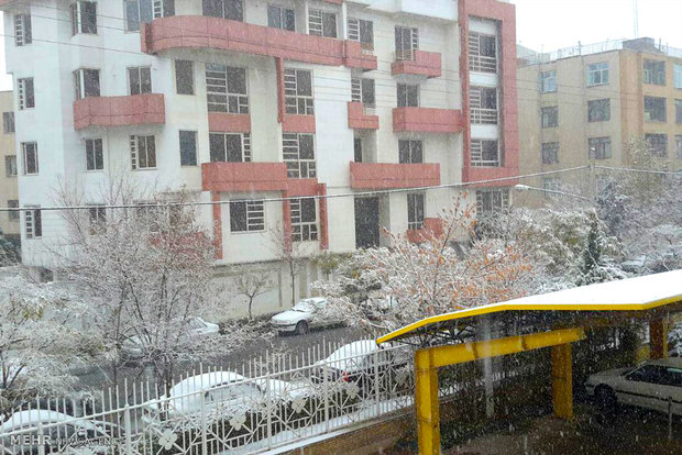 Snowy days in Neyshabur