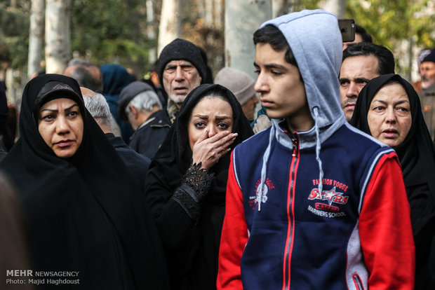 تشییع پیکر هشت شهید گمنام دفاع مقدس
