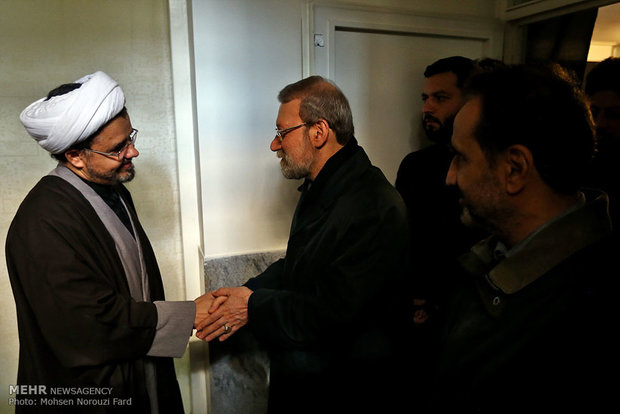 حضور رئیس مجلس شورای اسلامی در مراسم عزاداری در قم