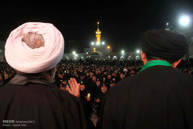 مراسم شام غریبان امام رضا(ع) در حرم رضوی