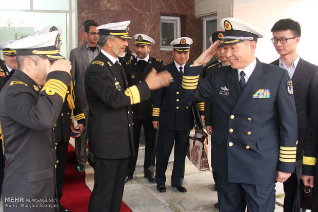 vaIran, China Navy officials meet in Tehran