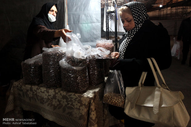 Exhibition of Yalda foods in Tehran