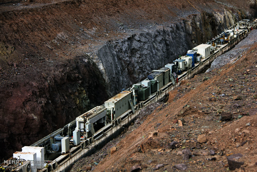 سرانجام مبهم یک طرح انتقال آب/ بزرگترین استان کشور بیآب ماند